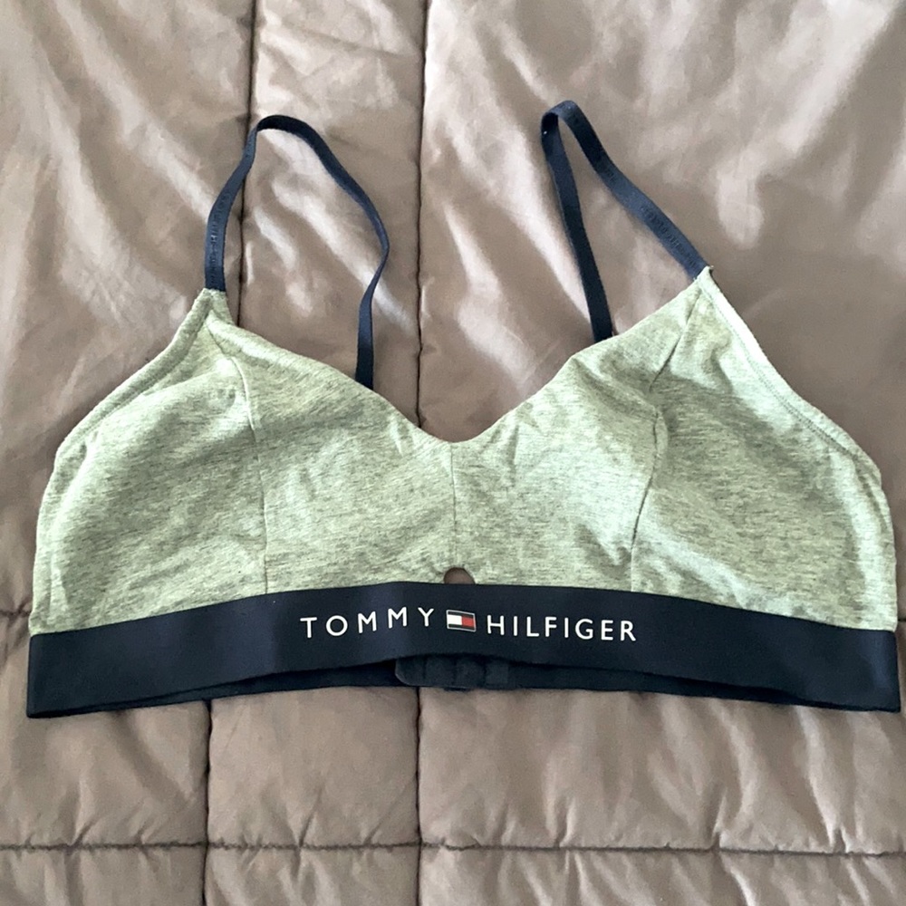 Tommy Hilfiger bralette. Large.